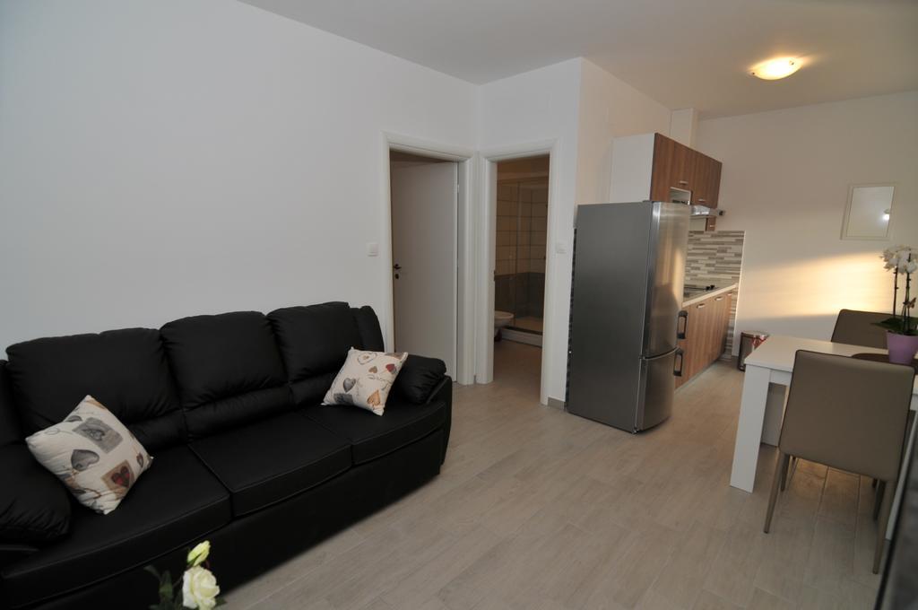 Apartments Kankul Krk Town Kültér fotó